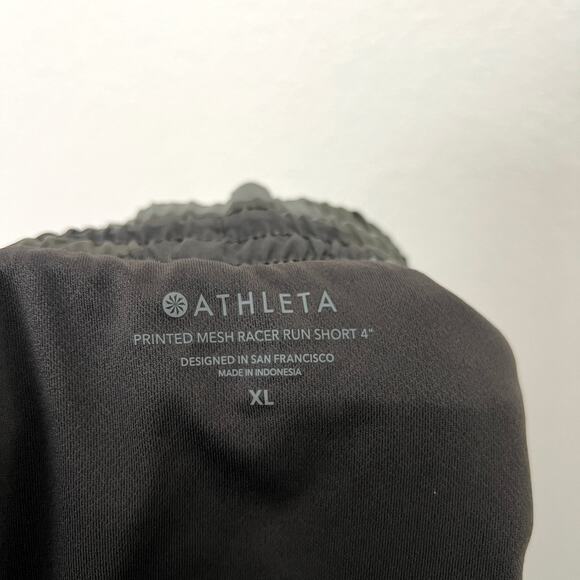 [Athleta] Printed Mesh Racer Run Short 4" Camo Print Workout Camouflage Size XL - Picture 11 of 12